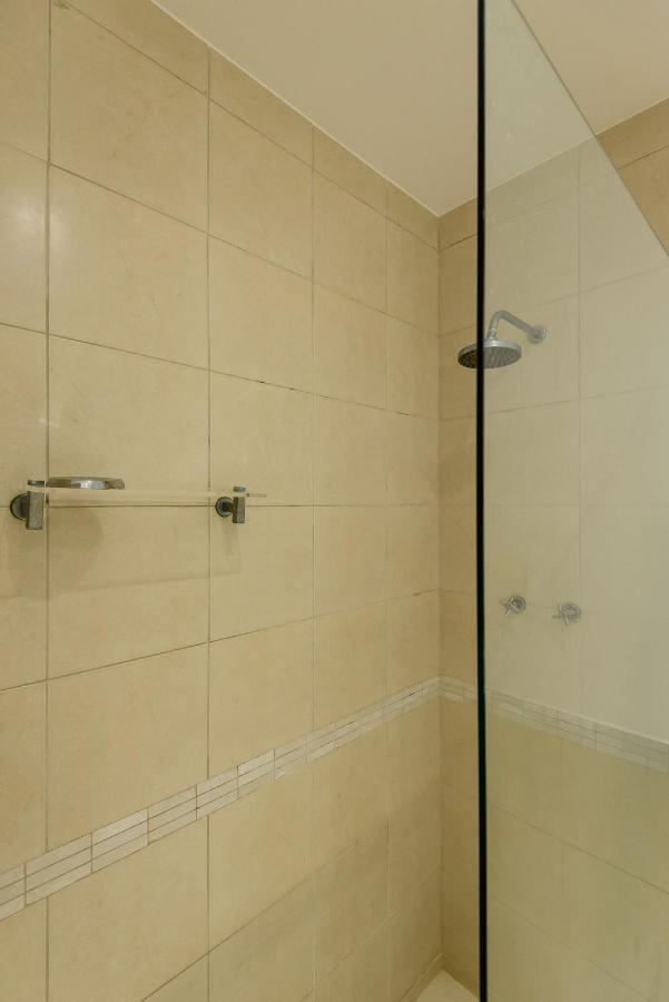 2 Quartos/ 2 Banheiros Entre Copa Ipanema Arpoador Apartamento *